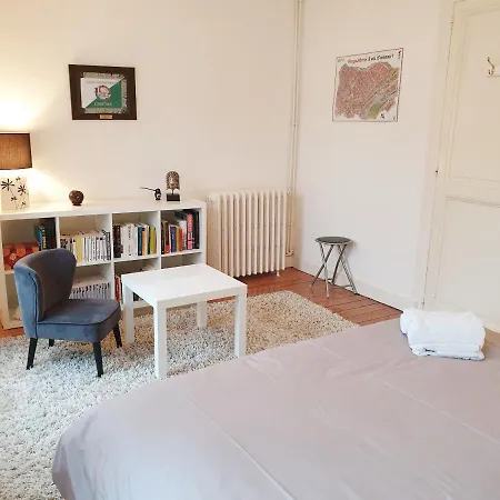 Holiday home Maison De Confortable Avec Cour Interieure Angouleme