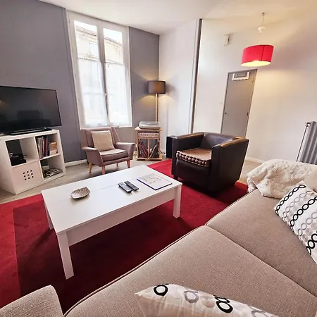 Maison De Confortable Avec Cour Interieure * Angoulême