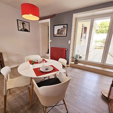 Maison De Confortable Avec Cour Interieure Angouleme