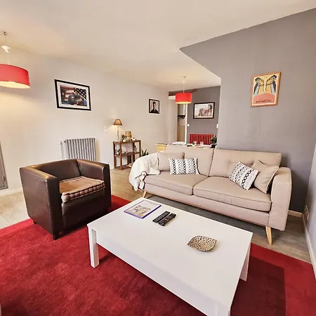 Maison De Confortable Avec Cour Interieure *