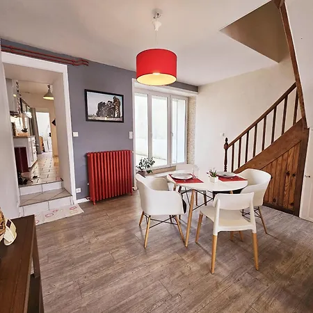 Maison De Confortable Avec Cour Interieure