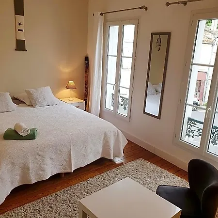 Maison De Confortable Avec Cour Interieure Angoulême