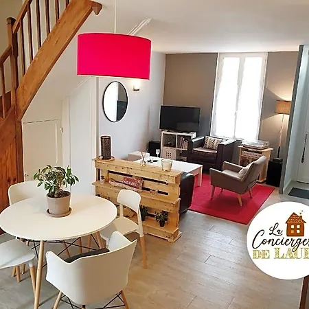 Maison De Confortable Avec Cour Interieure