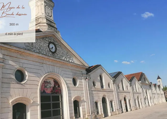 Maison De Confortable Avec Cour Interieure Angouleme