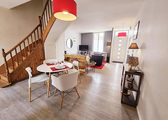 Maison De Confortable Avec Cour Interieure Angouleme