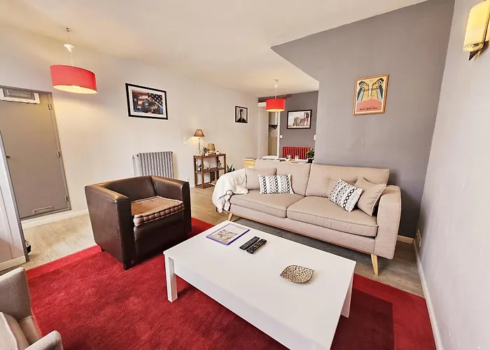 Maison De Confortable Avec Cour Interieure *