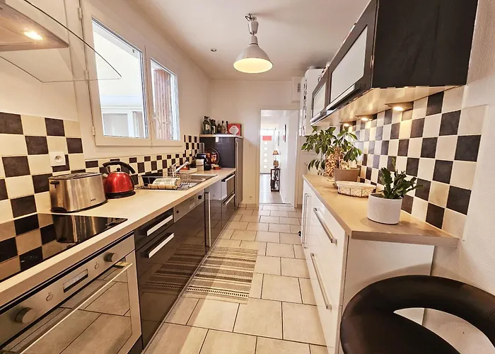 Maison De Confortable Avec Cour Interieure Angouleme